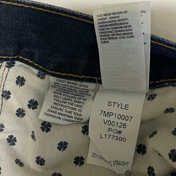 Lucky Brand Men 221 Original Straight Fit Distressed Jeans Size 31 - Picture 8 of 10